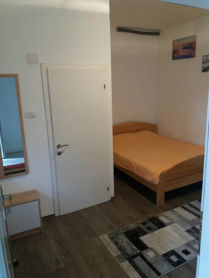 Rooms Adrijana Баня-Лука Экстерьер фото